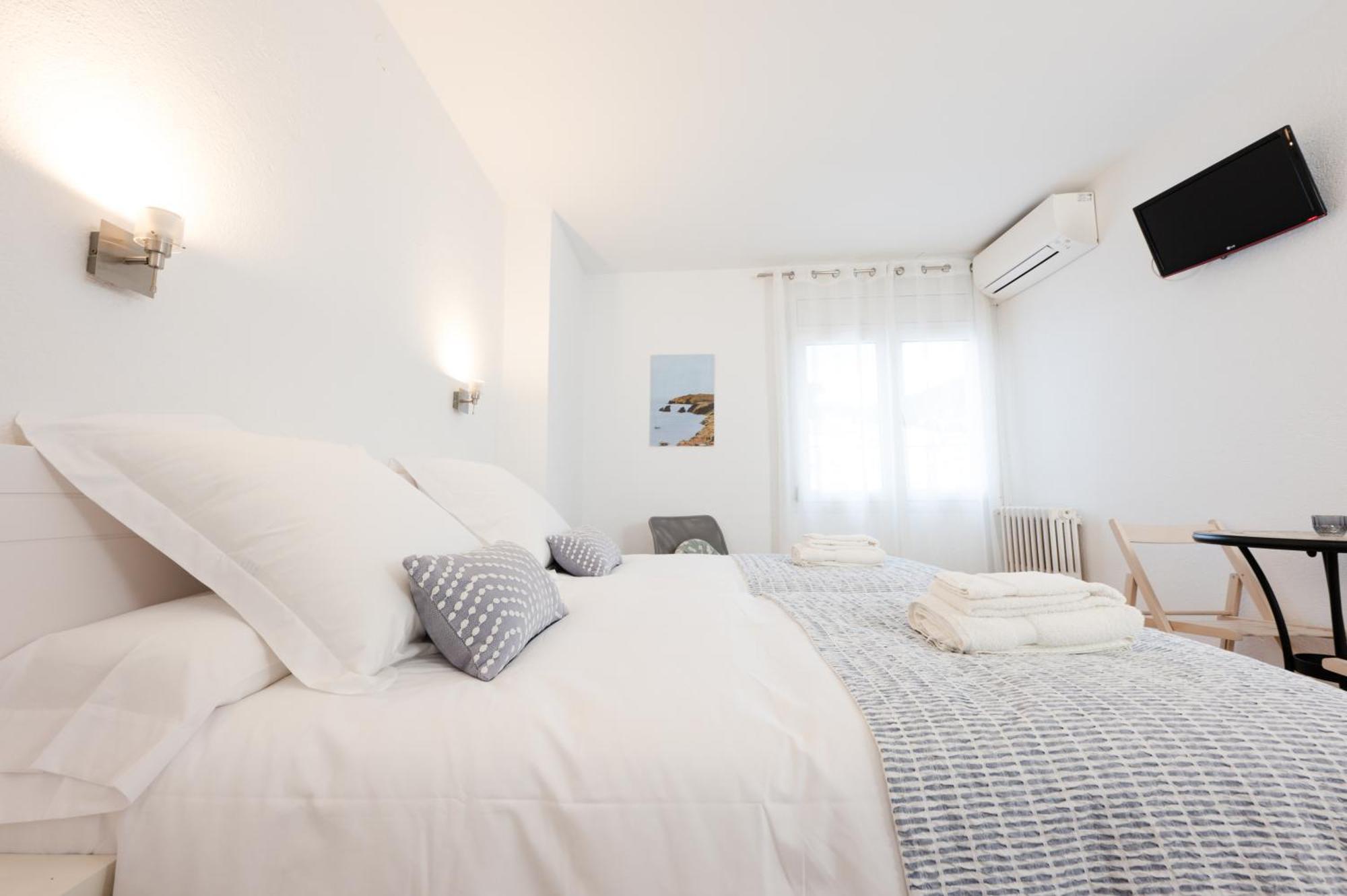 Hostal El Ranxo Cadaqués Exteriör bild